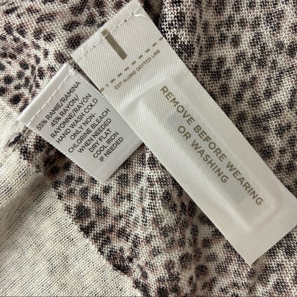 NWT Ann Taylor LOFT Leopard Button Up Cardigan Sweater Medium Petite MP NWT - Picture 8 of 9